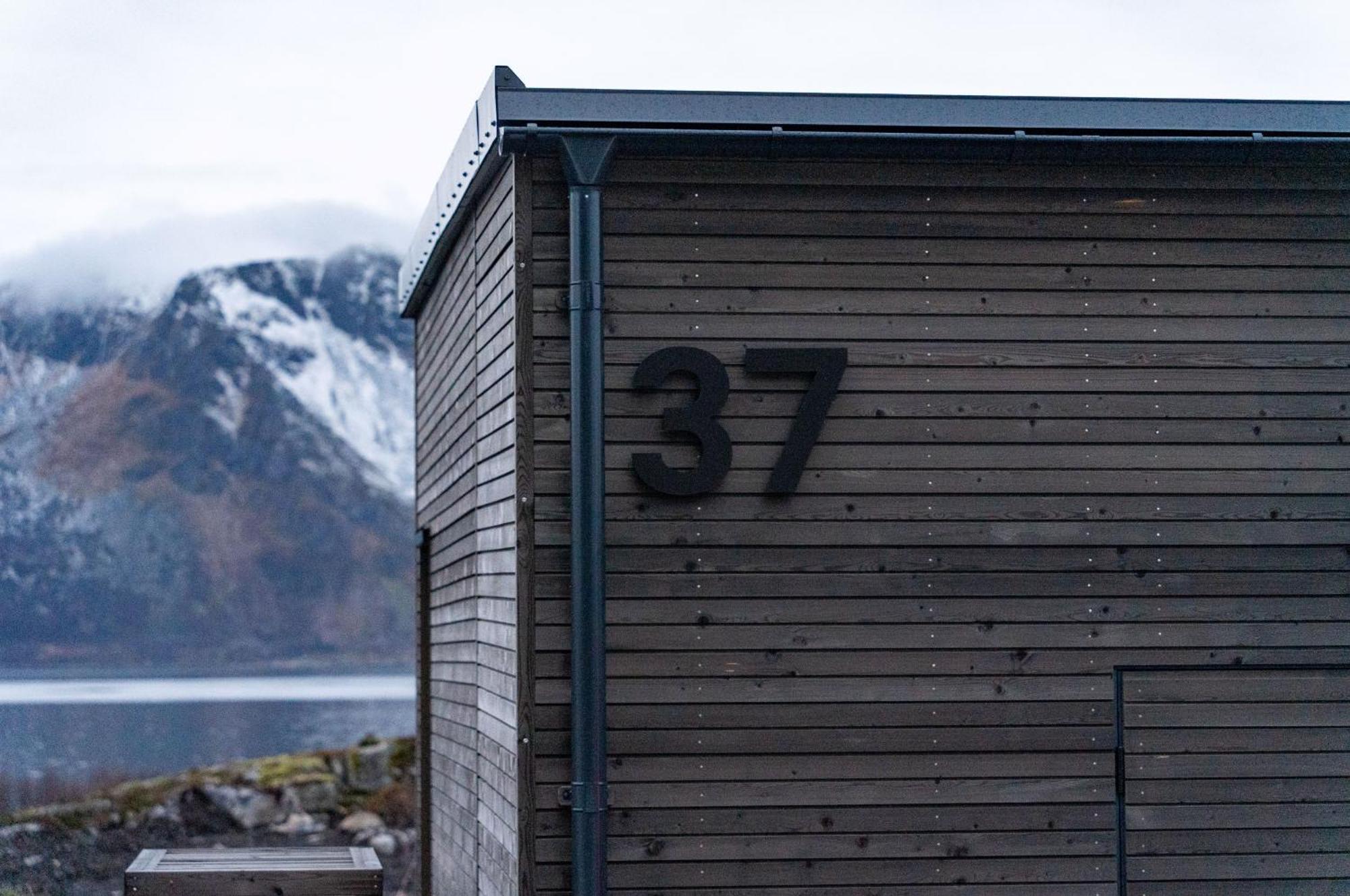 Luksushytte Med Jacuzzi, Summer&Winter Retreat Lyngværet Zewnętrze zdjęcie
